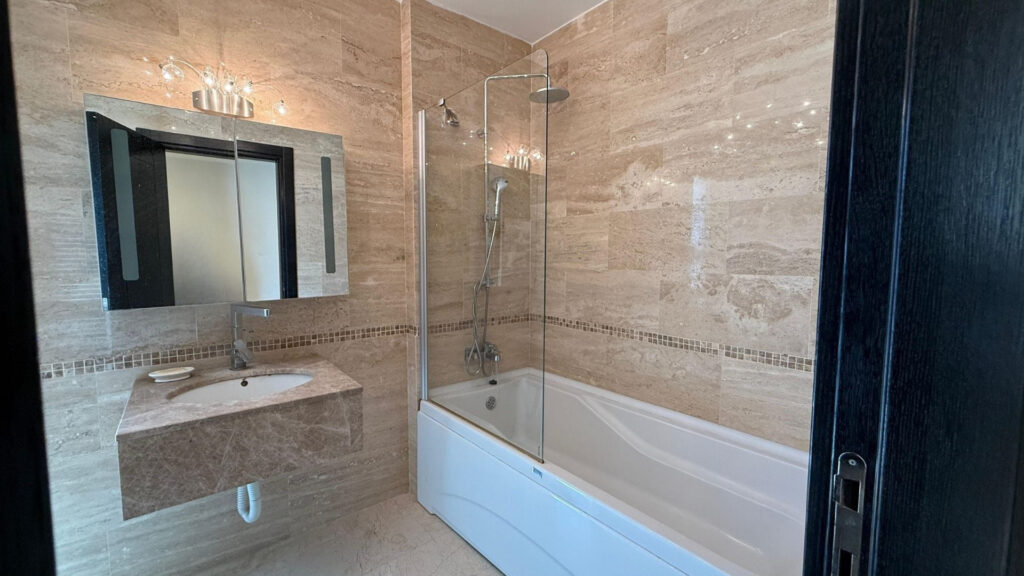 Pieds dans l’eau à Chypre